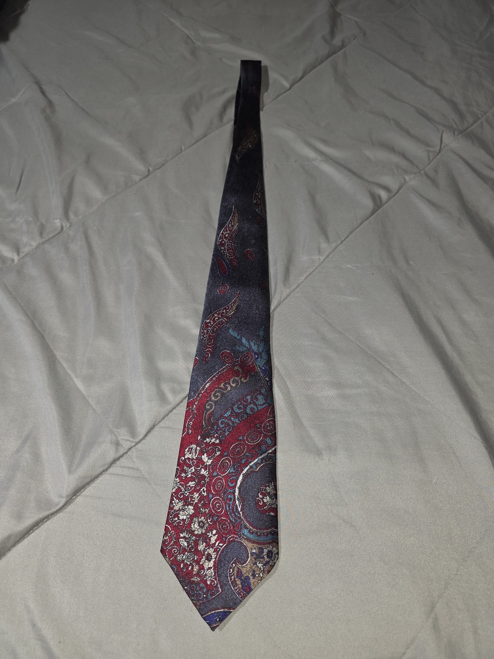 Mario Valentino Paisley Tie in Burgundy And Blue 4"